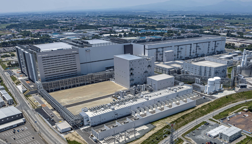 Kitakami Plant (Fab2 is on the left, Fab1 is on the right)