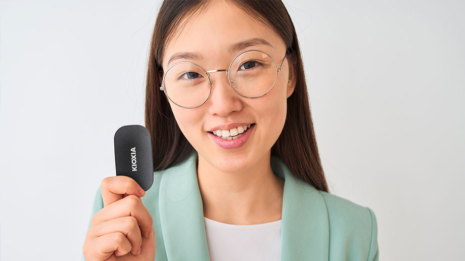 Image of EXCERIA PLUS G2 Portable SSD - 06